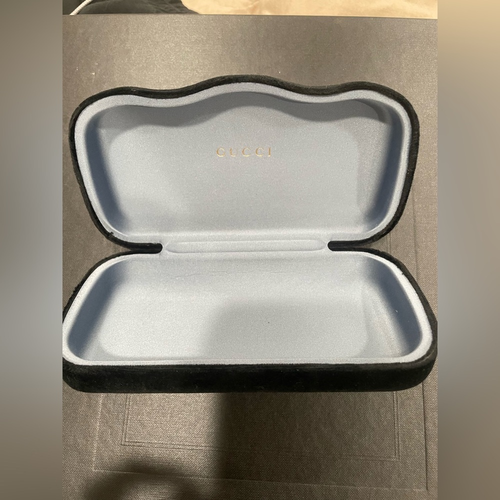 Velvet Gucci sunglasses case with baby blue interior